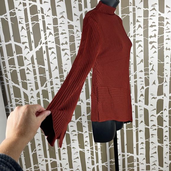 Topshop Terracotta Ribbed Knit Funnel Neck Asymmetrical Split Hem Split Bell Sle - Picture 6 of 6